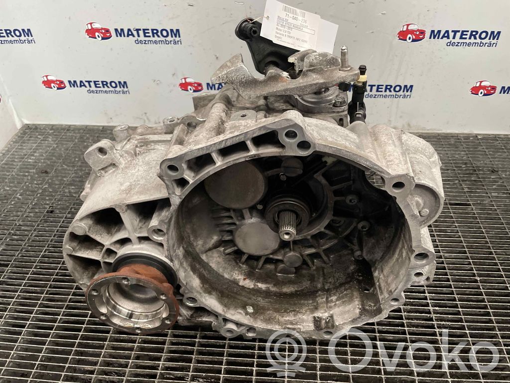Volkswagen Tiguan Cutie viteze manuală cu 5 trepte 