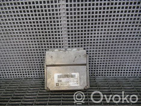 Opel Astra G Moottorin ohjainlaite/moduuli 
