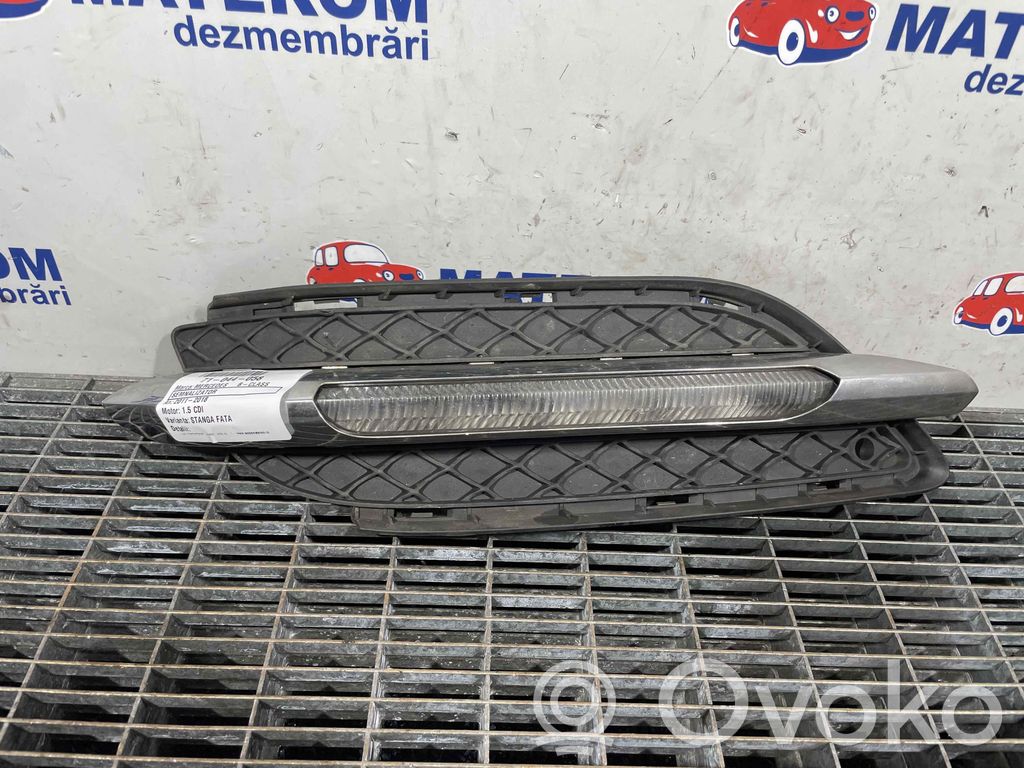 Mercedes-Benz B W246 W242 Lampa LED do jazdy dziennej