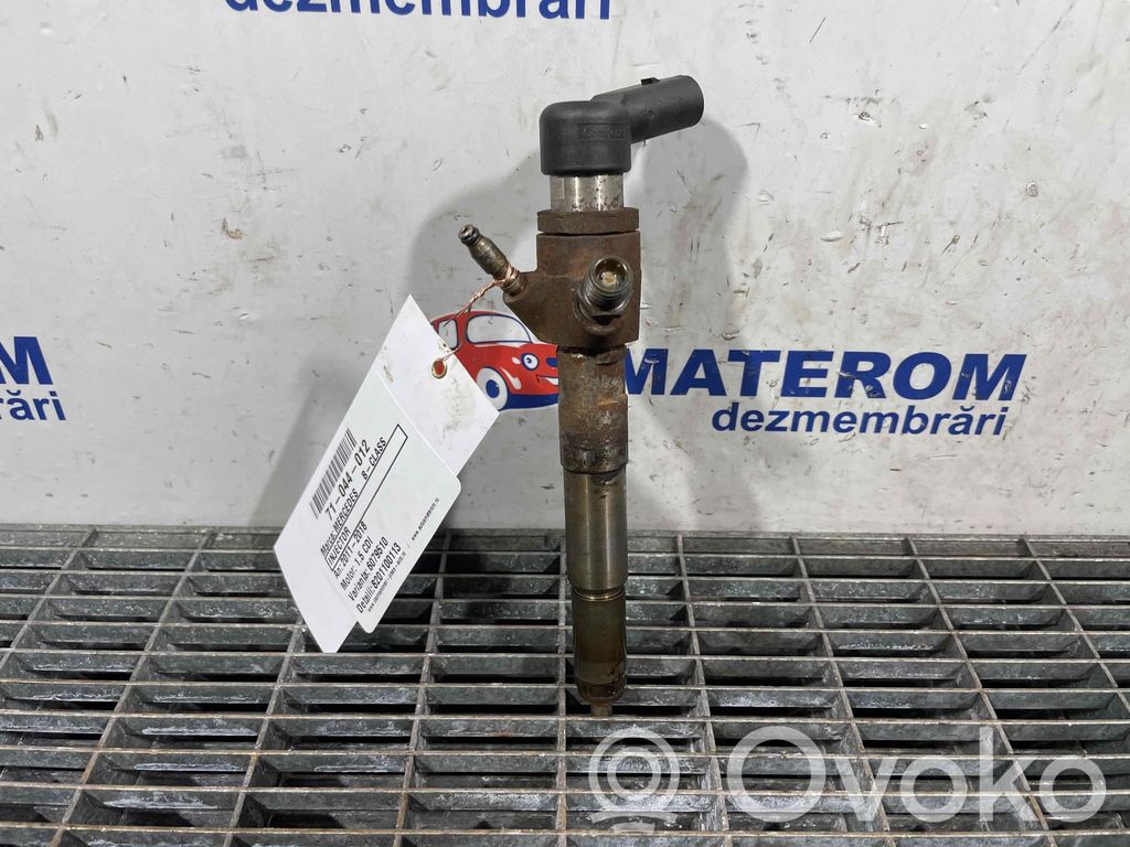 Mercedes-Benz B W246 W242 Injektor Einspritzdüse 