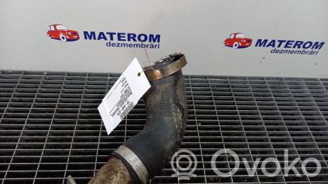 Land Rover Freelander 2 - LR2 Furtun/conductă intercooler 