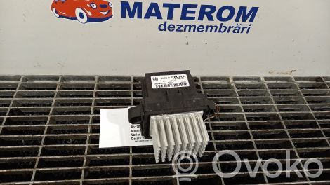 Opel Astra J Rezystor / Opornik dmuchawy nawiewu 