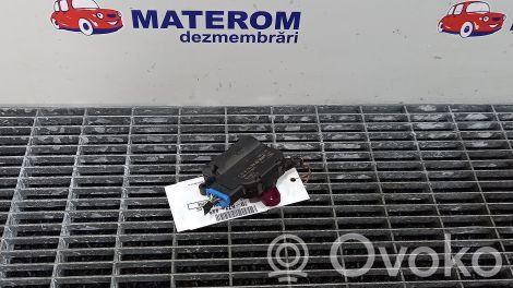 Volkswagen PASSAT CC Silniczek nagrzewnicy nawiewu klimatyzacji A/C