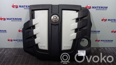 Volkswagen Touareg II Couvercle cache moteur 