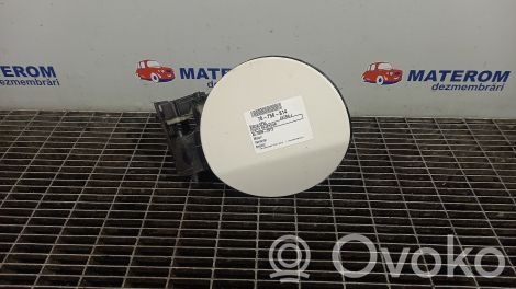Opel Astra J Klapka wlewu paliwa
