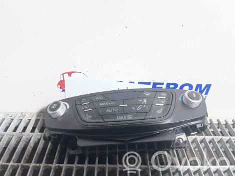 Ford Transit Courier Climate control unit