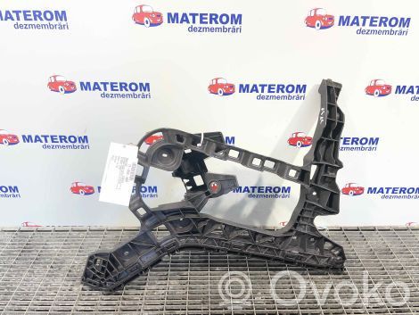 Volkswagen PASSAT B8 Soporte de montaje del parachoques trasero