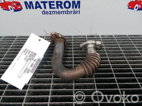 Volkswagen PASSAT B7 Tuyau de raccordement solide EGR 