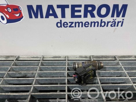 Volkswagen Bora Wtryskiwacz paliwa 