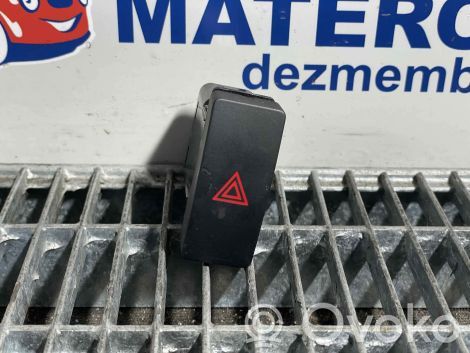 Mazda 3 III Schalter Warnblinkanlage 