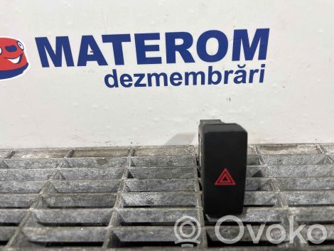 Mazda CX-5 Przycisk świateł awaryjnych 