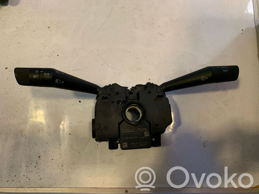 Iveco Daily 45 - 49.10 Wiper turn signal indicator stalk/switch 