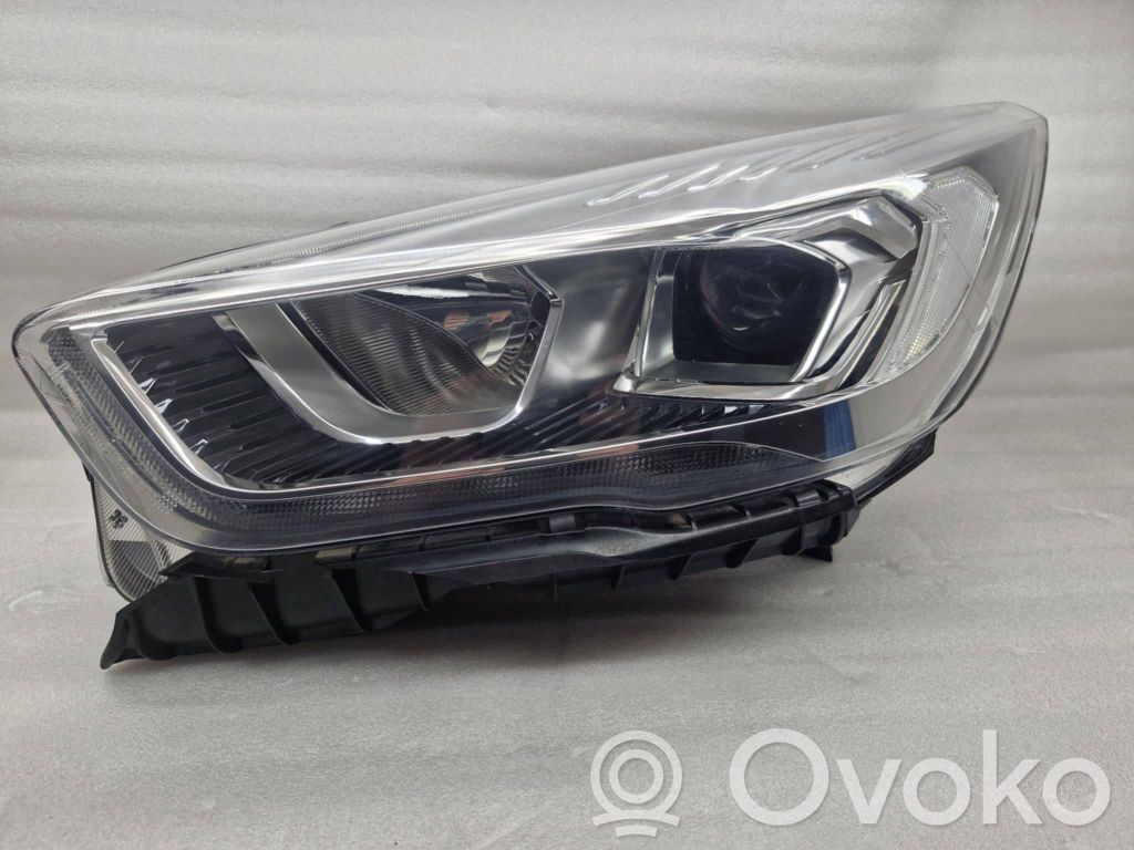 Ford Kuga II Headlight/headlamp 