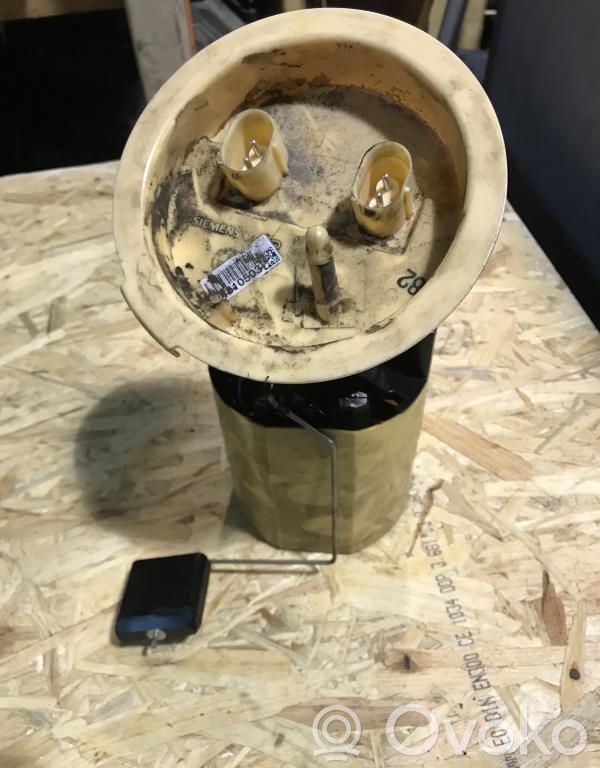 Bomba interna de combustible