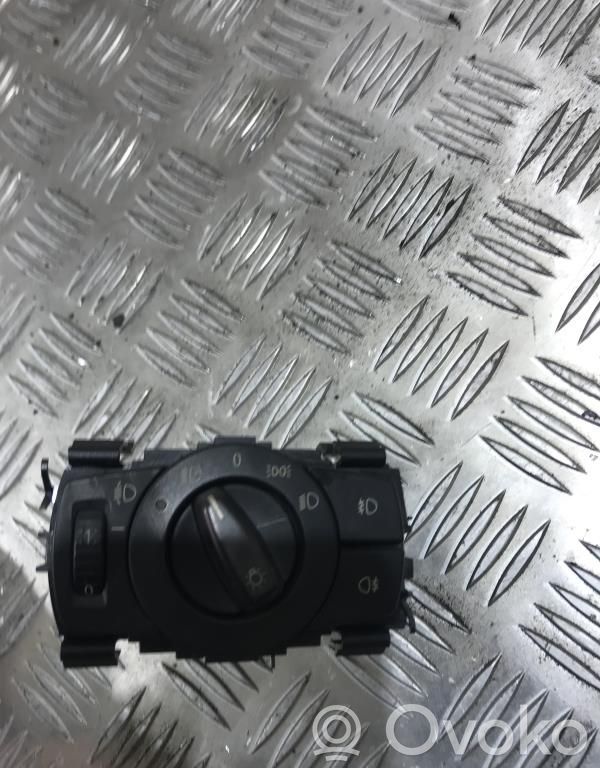 Lichtschalter   61316932792
