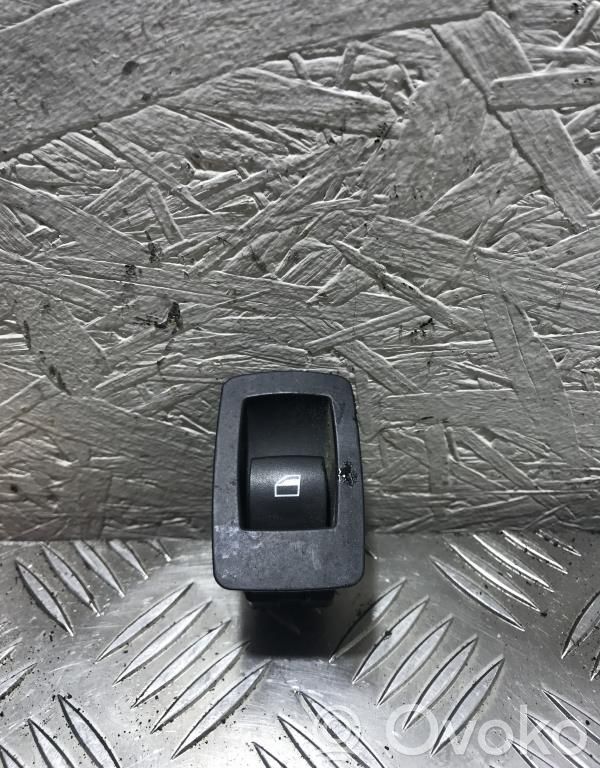 Electric window control switch   63316945874