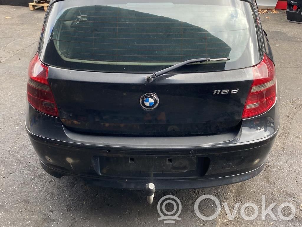 BMW 1 E81 E87 Garniture de couvercle de coffre arriere hayon 