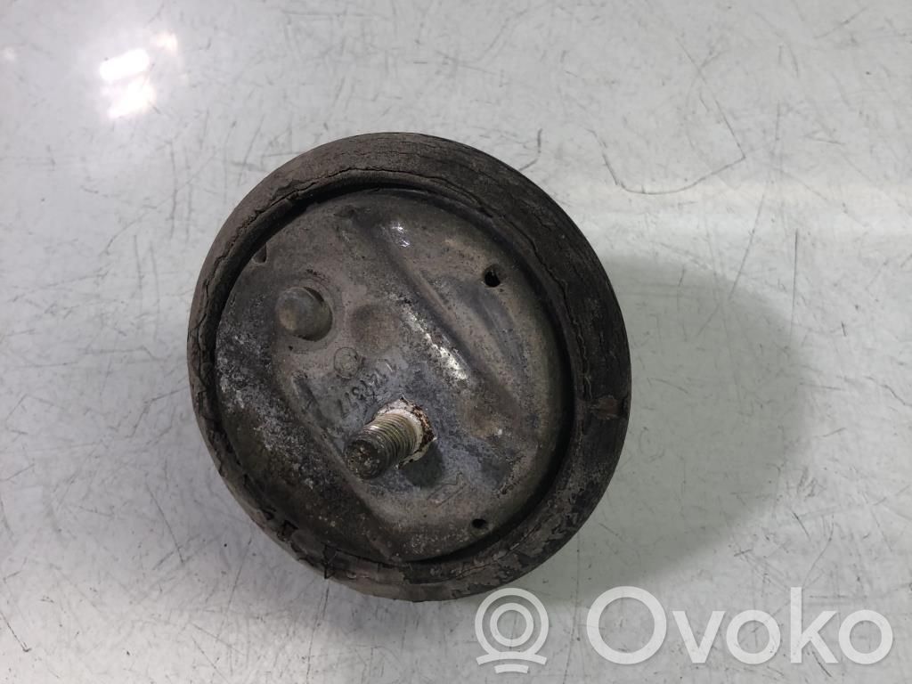 Engine mount bracket   11811141377