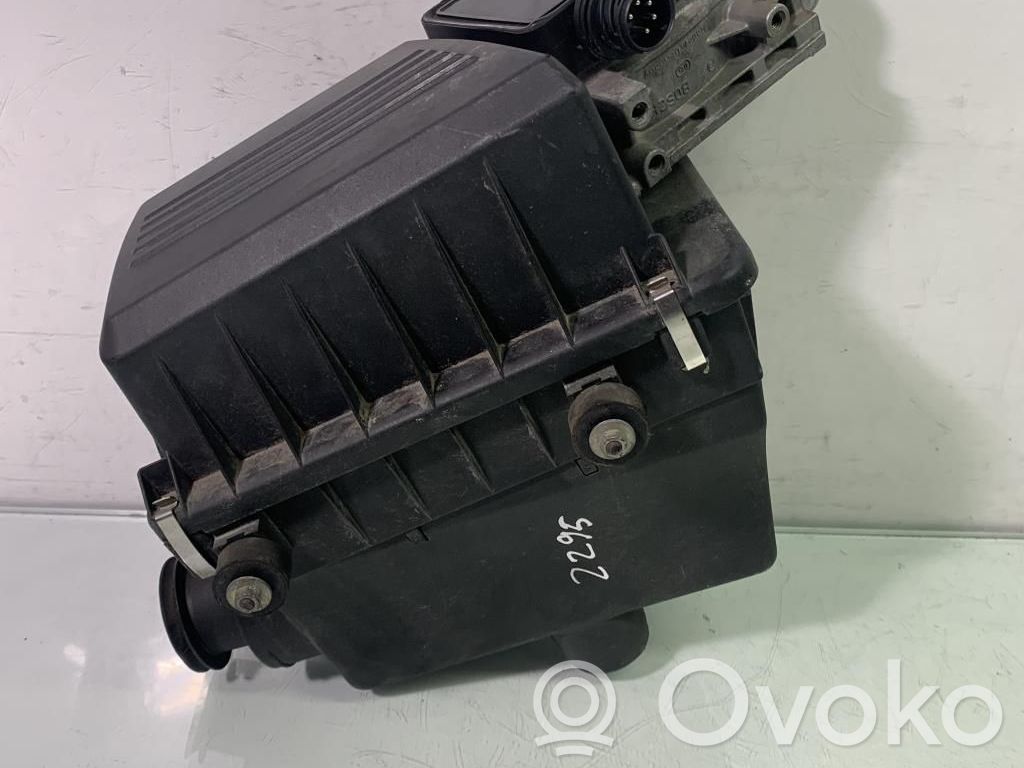 BMW 3 E36 Air filter box 