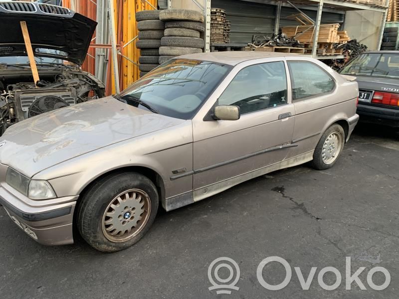 BMW 3 E36 Spogulis (mehānisks) 