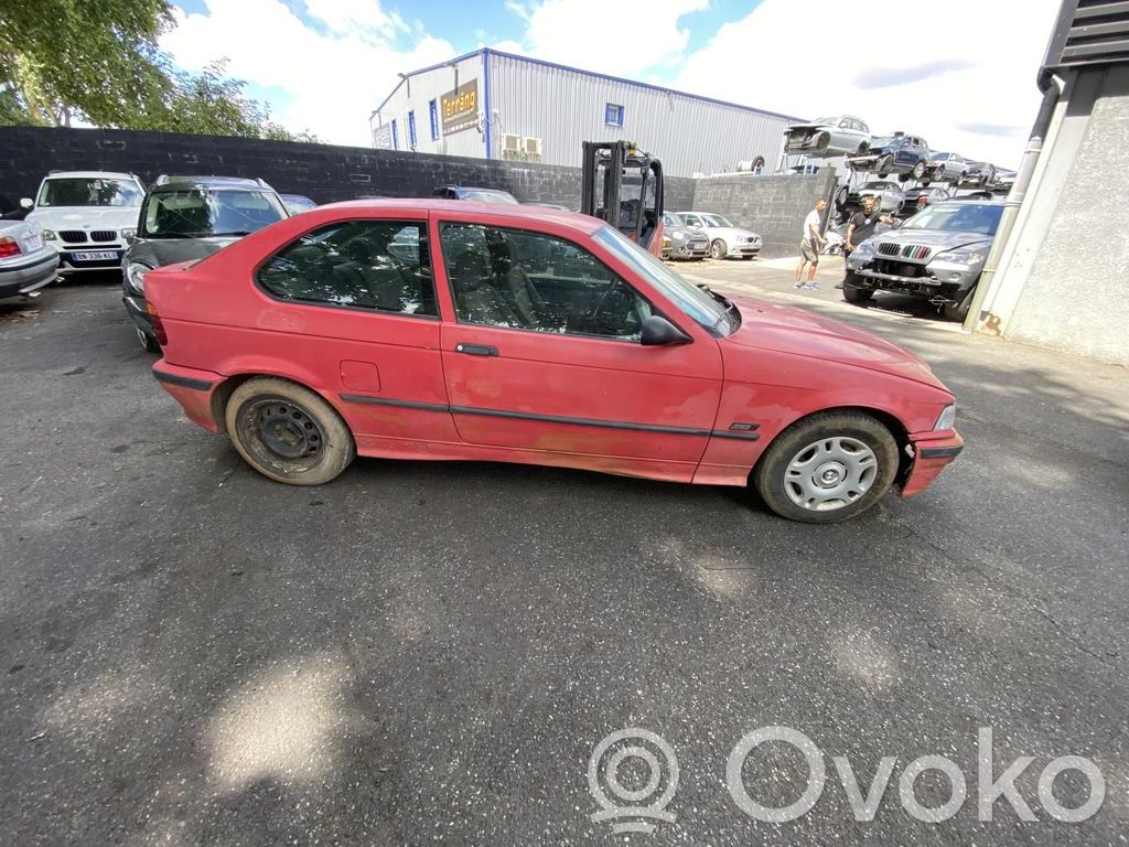 BMW 3 E36 Pompe à carburant 