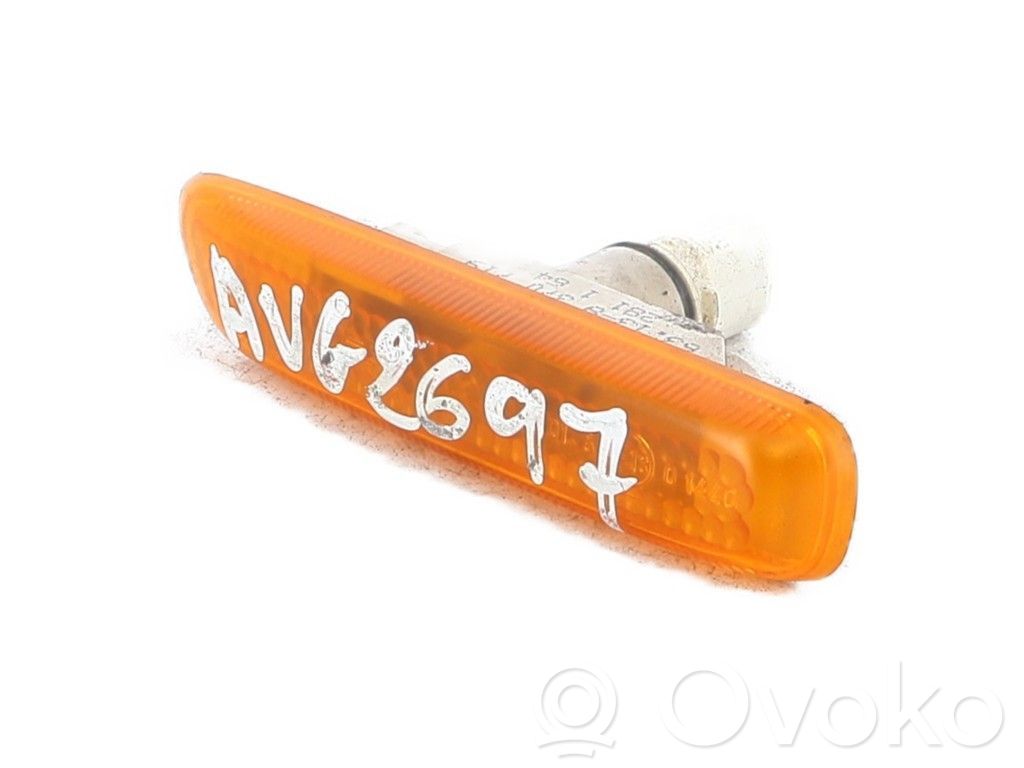 Front indicator light   63138370719
