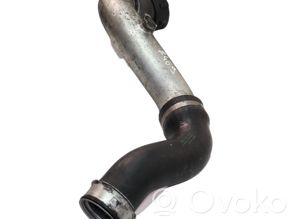 BMW 3 E90 E91 Air intake hose/pipe 