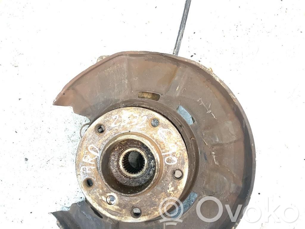 BMW 3 E90 E91 Aizmugurē riteņa rumbas vārpstas šarnīrs (stupica, capfa) 