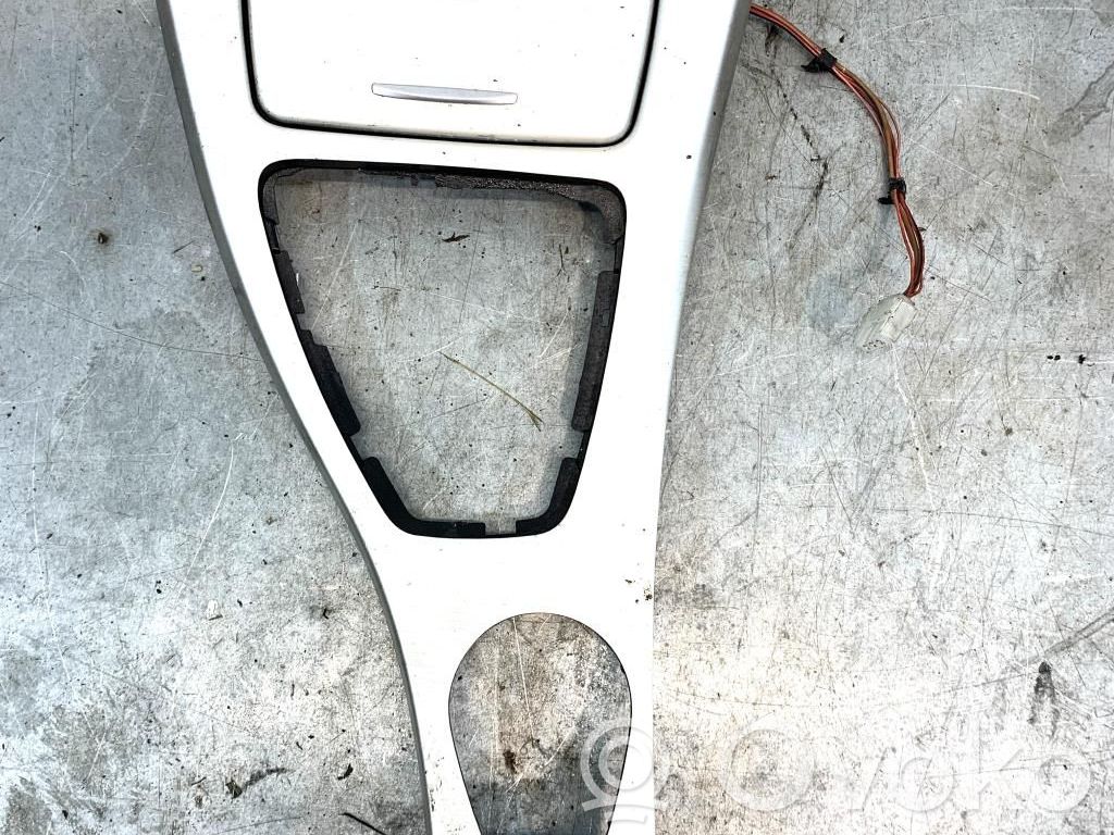 BMW 3 E90 E91 Centrinė konsolė 