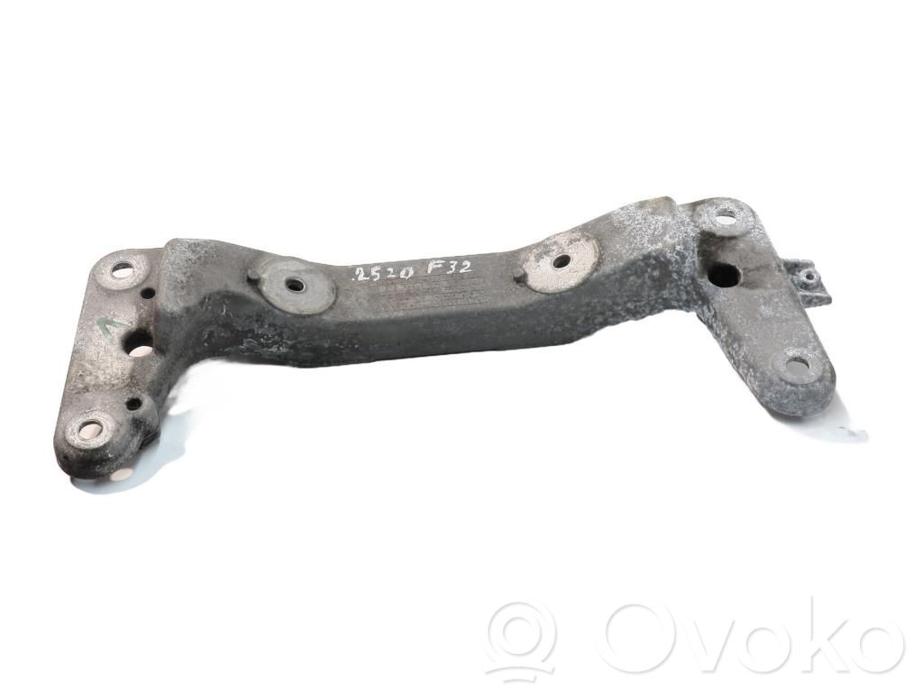 BMW 4 F32 F33 Gearbox mount 