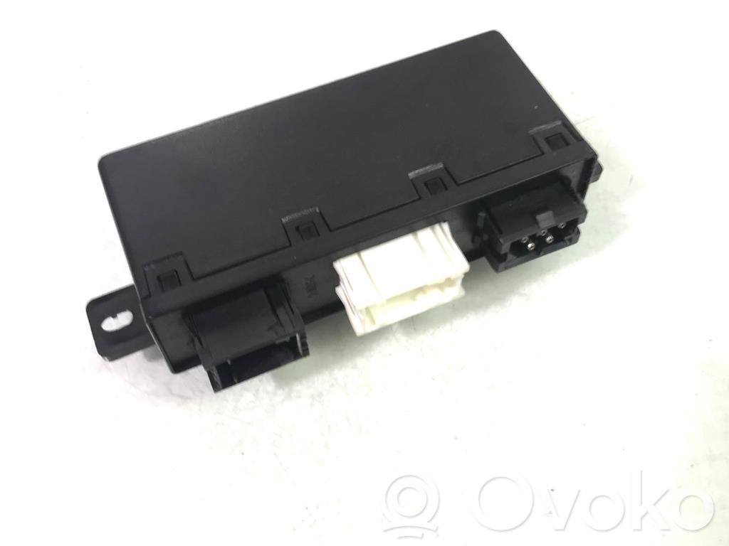 BMW 5 E39 Engine control unit/module 