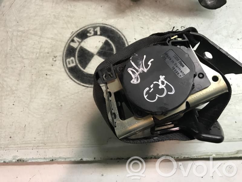 Sicherheitsgurt vorne
