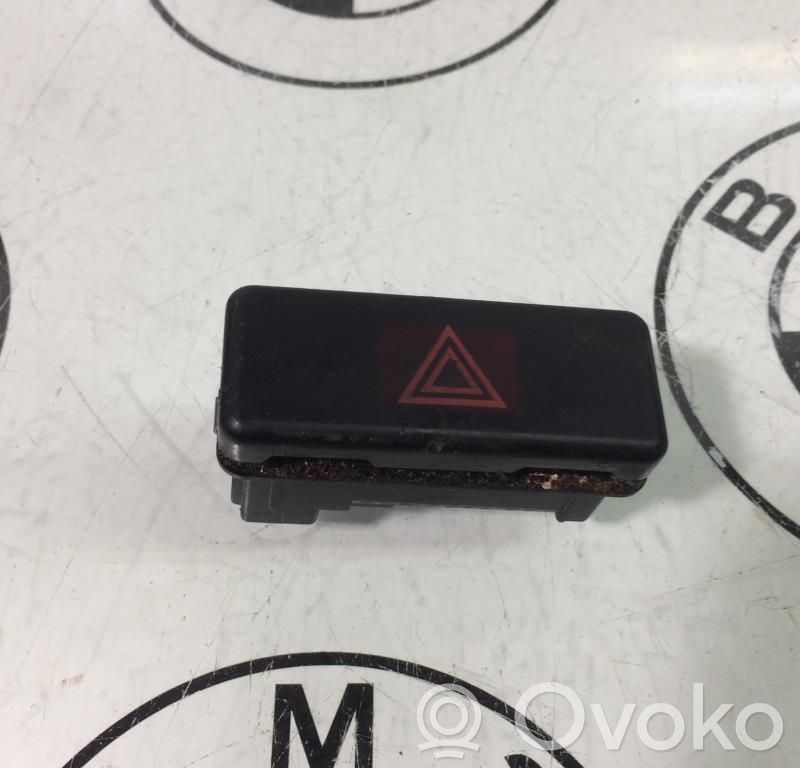 Hazard light switch   61318350947
