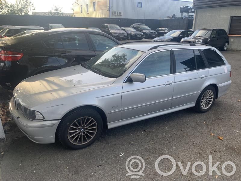 BMW 5 E39 Coolant radiator 