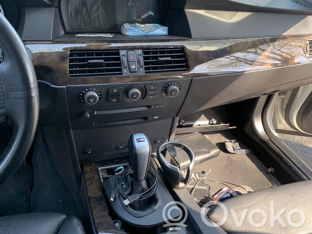 BMW 5 E60 E61 Glove box set 