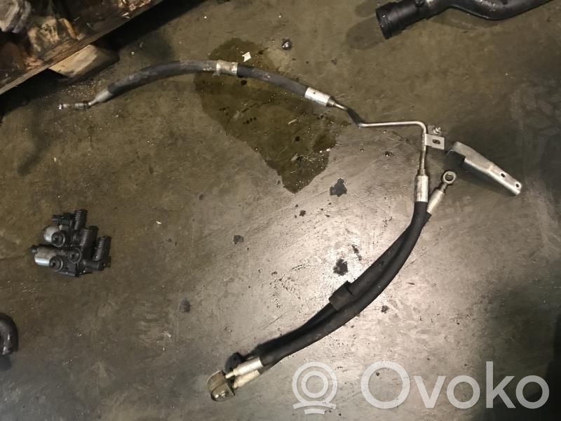 BMW 5 E60 E61 Ohjaustehostimen letkusto 