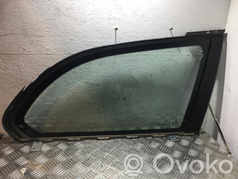 Rear side window   51377163614