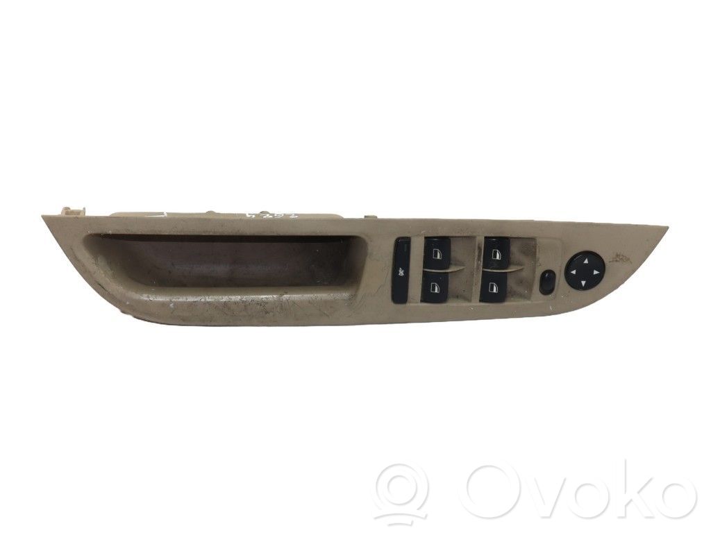 Electric window control switch   61319122110