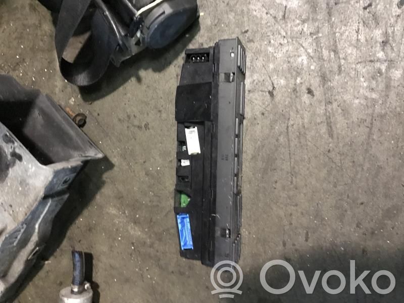 BMW 7 E38 Climate control unit 