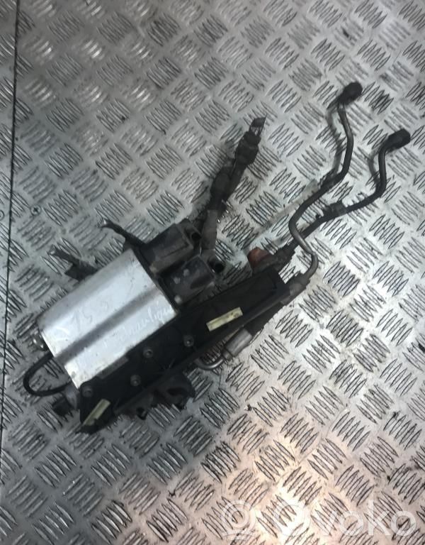 Avattavan katon hydraulipumppu   37206781487