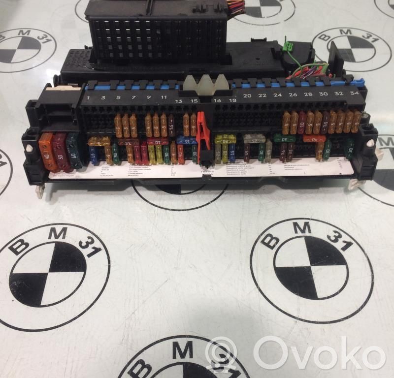 BMW X3 E83 Fuse module 