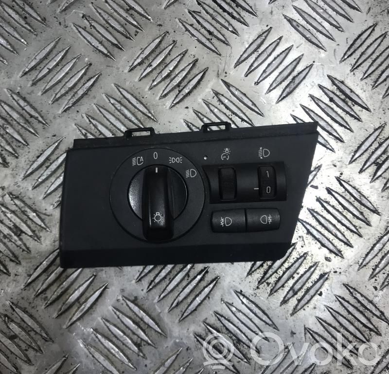 Lichtschalter   61313415104