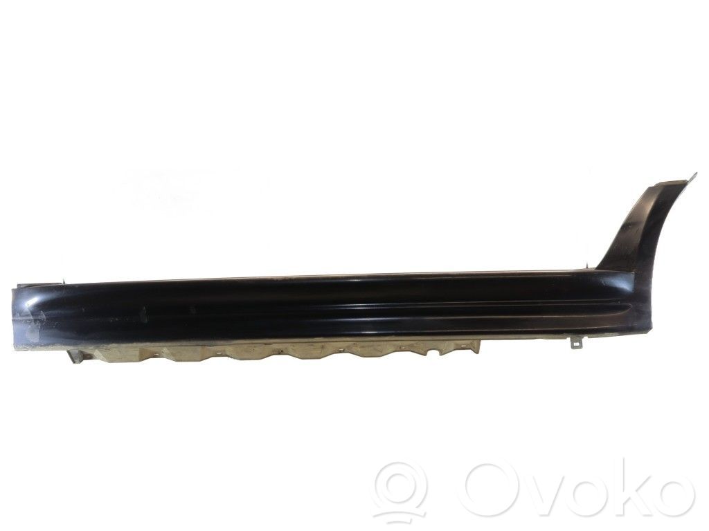 BMW X3 E83 Sill 