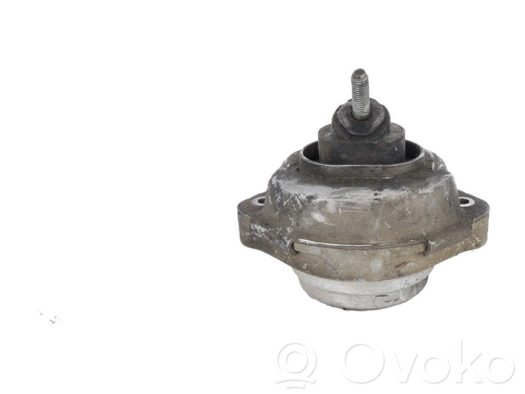 BMW X3 E83 Engine mount bracket 