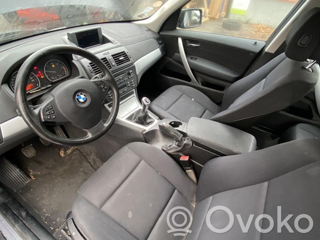 BMW X3 E83 Speedometer (instrument cluster) 
