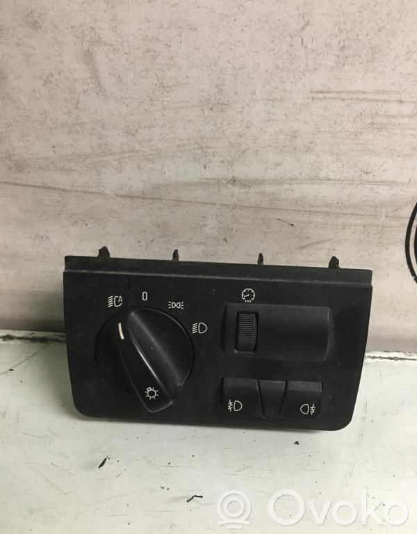 Light switch   61316909775