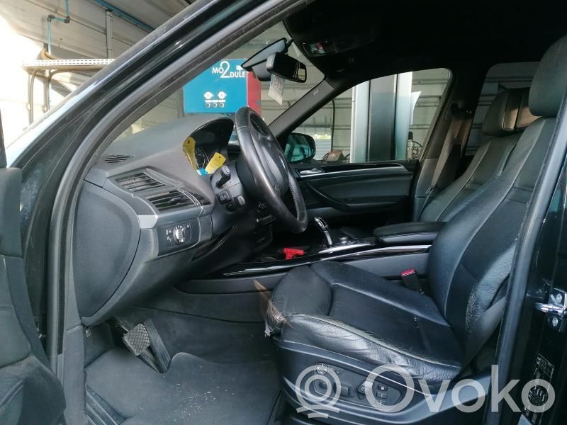 Climate control unit   64119310448