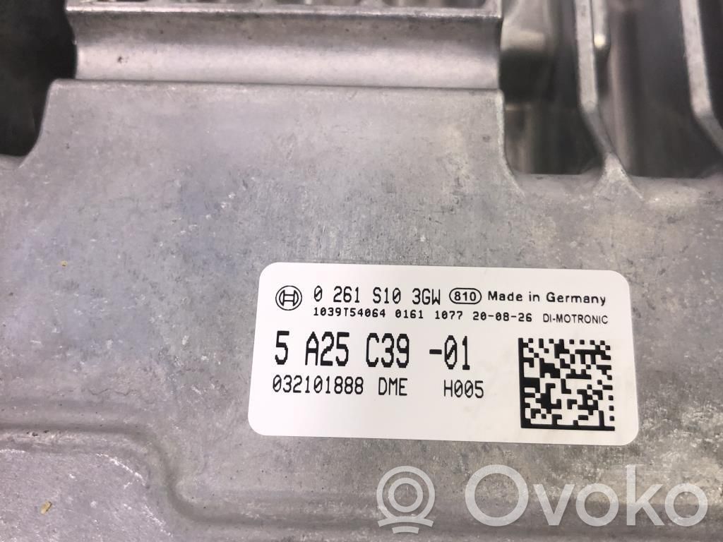 BMW 5 G30 G31 G38 Engine control unit/module 