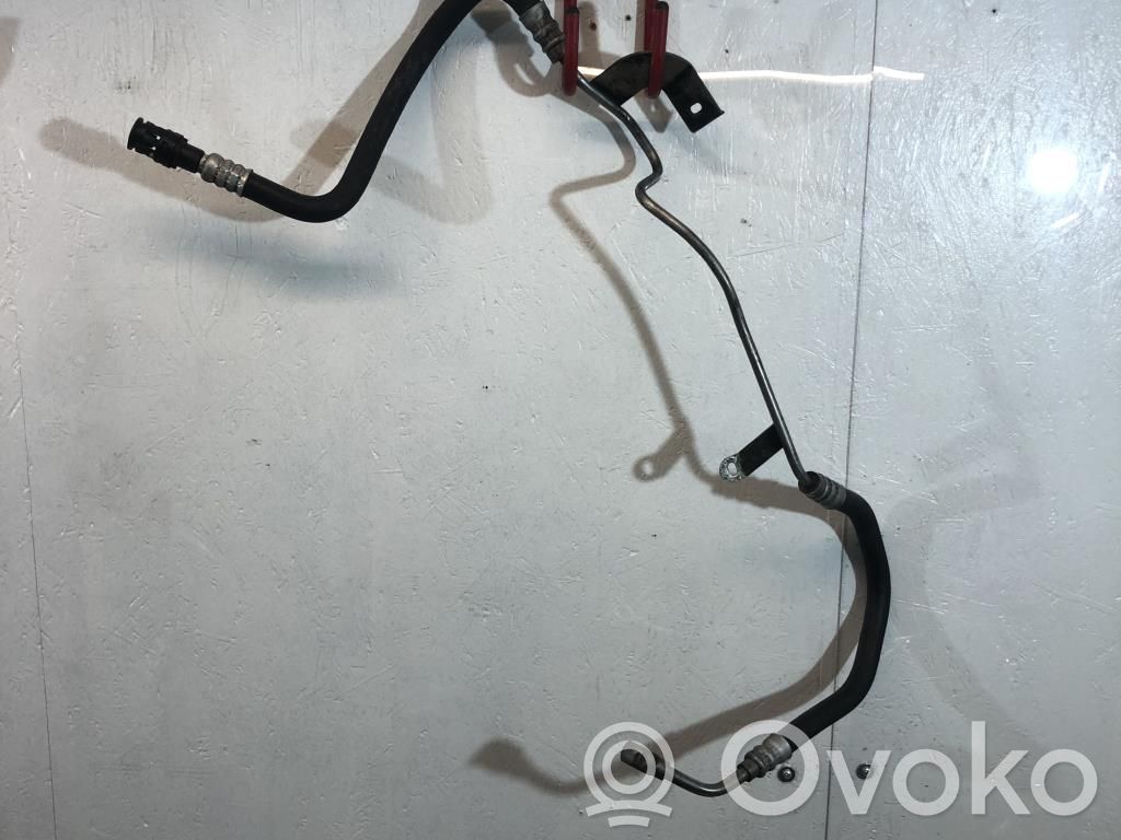 BMW 5 E60 E61 Ohjaustehostimen letkusto 