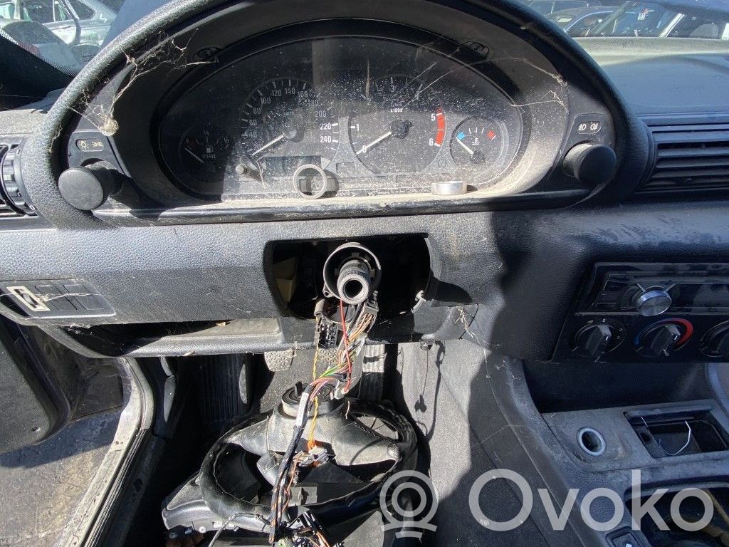 BMW 3 E36 Spidometrs (instrumentu panelī) 